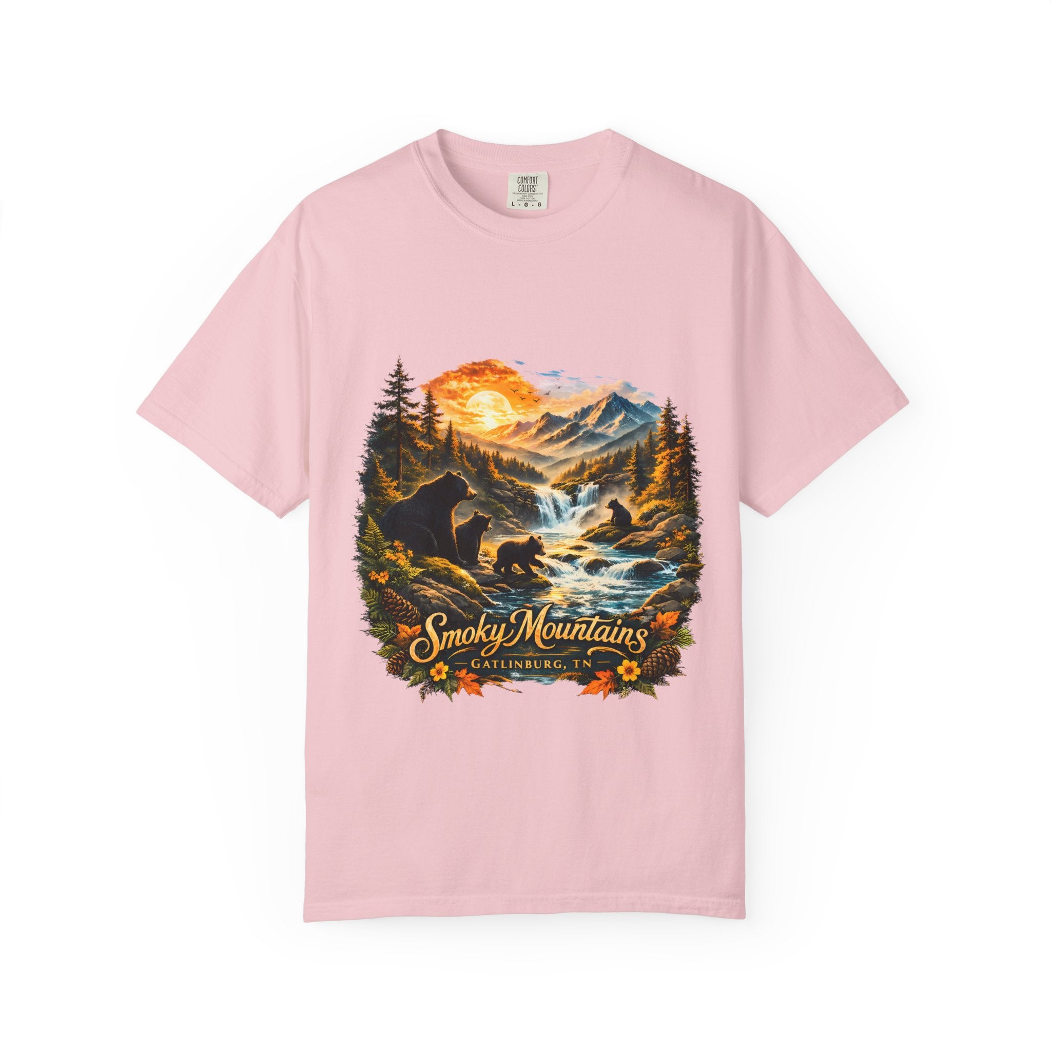 Smoky Mountains Vintage Scenic — Bear & Waterfall Nature Tee